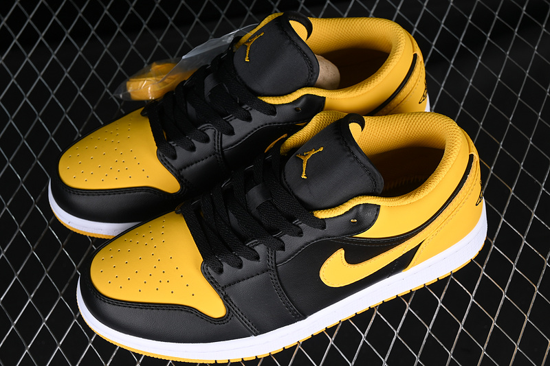 Air Jordan 1 Low Og Yellow Ochre/Black 31