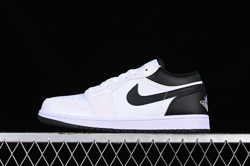 Air Jordan 1 Low White And Black White/Black 17