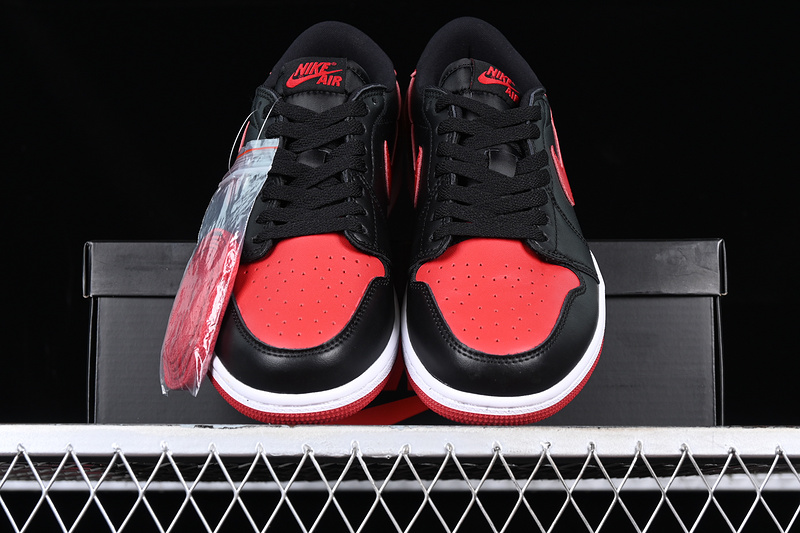 Air Jordan 1 Retro Low Og Bred Black/Varsity Red-Sail 29