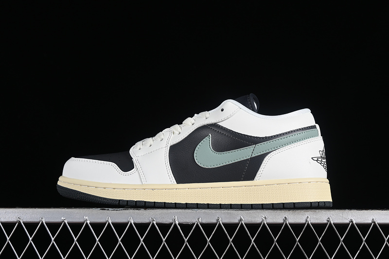 Air Jordan 1 Low Team Gold Anthracite/Jade Smoke/Sail/Legend Sand 7