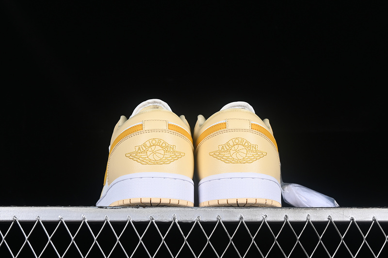 Wmns Air Jordan 1 Low Team Gold/White 13