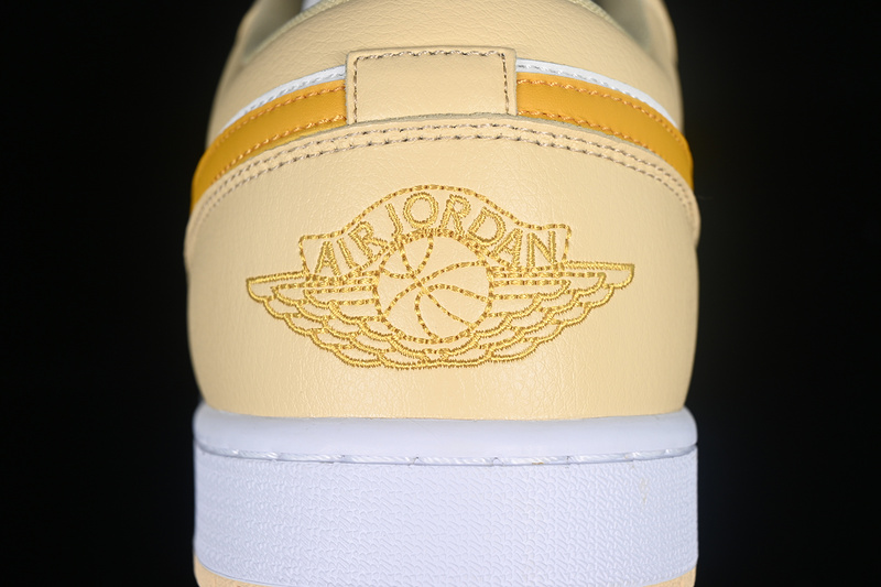 Wmns Air Jordan 1 Low Team Gold/White 19