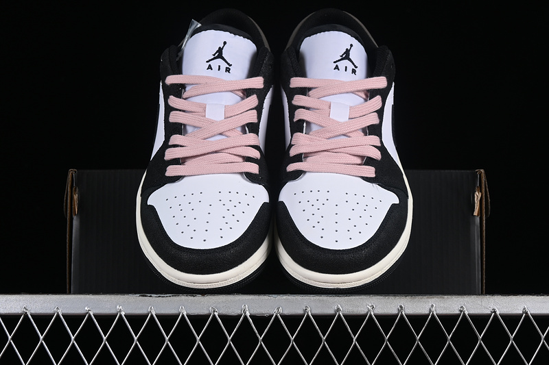 Air Jordan 1 Low Black/White/Grey/Pink 31