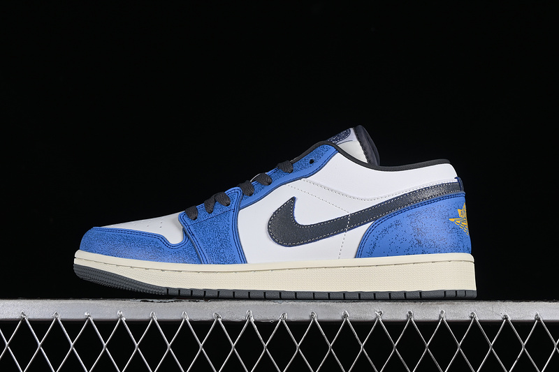 Air Jordan 1 Low Flight Vintage White/Blue/Gold 17