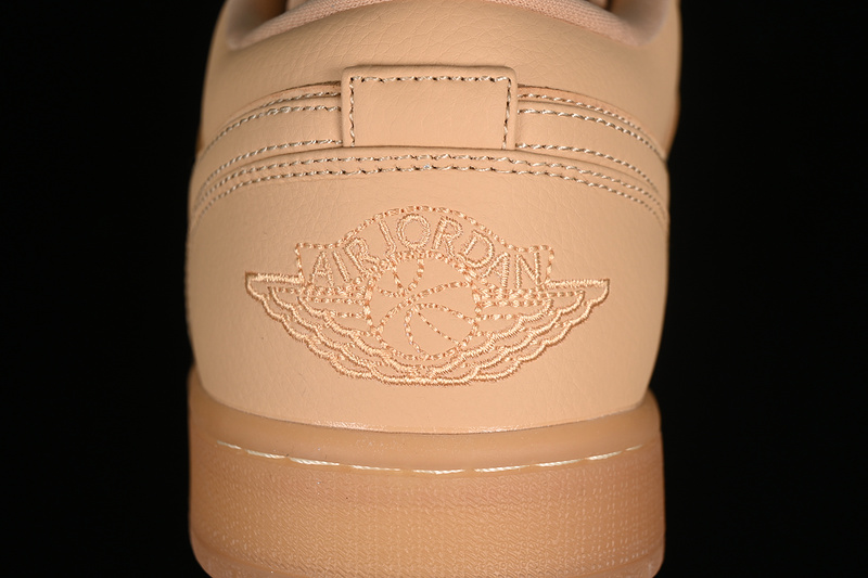 Air Jordan 1 Low Pale Vanilla/Sand 25