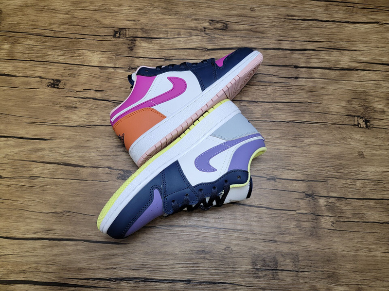 Air Jordan 1 Low Mismatched Thunder Blue/White/Purple Magenta 3