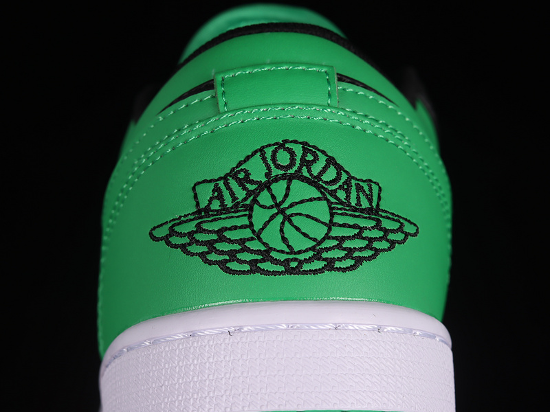 Air Jordan 1 Low Black/Black-Lucky Green-White 3