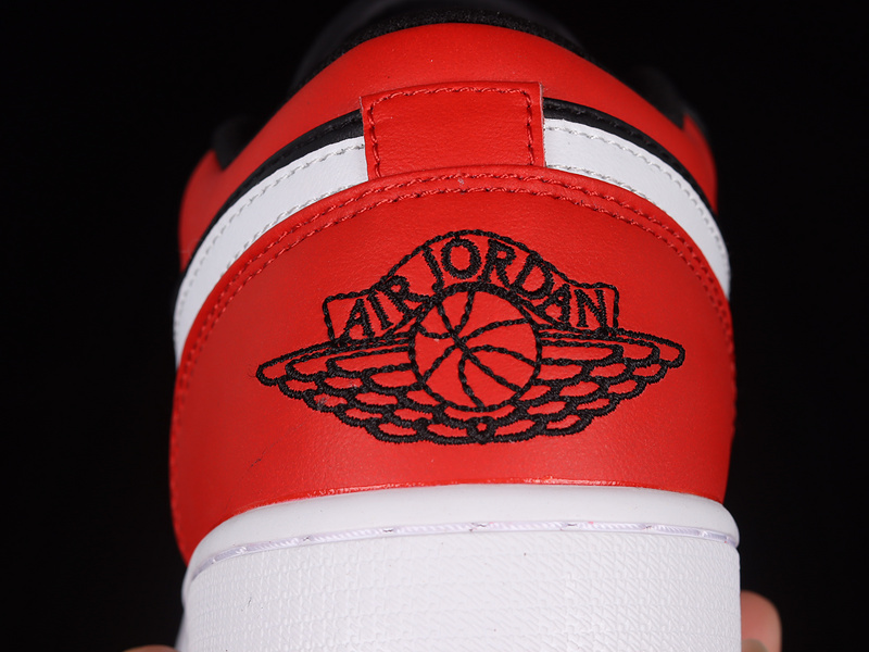 Air Jordan 1 Low Alternate Bred Toe Black/Gym Red-White 21