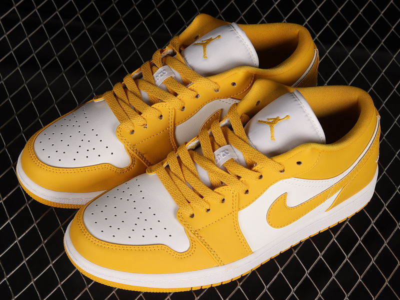 Air Jordan 1 Low White/Pollen/Yellow 3