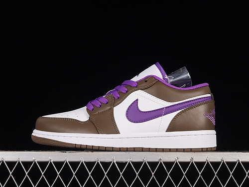 Air Jordan 1 Low Palomino/White/Wild Berry 7