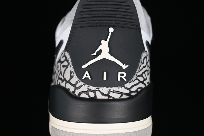 Air Jordan Legacy Aj312 White/Grey/Black 23