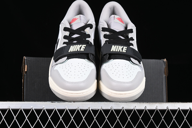 Air Jordan Legacy Aj312 White/Grey/Black 29