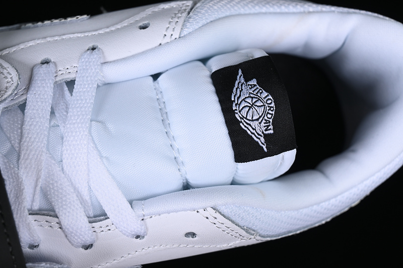 Air Jordan Legacy Aj312 Low White/Black 21