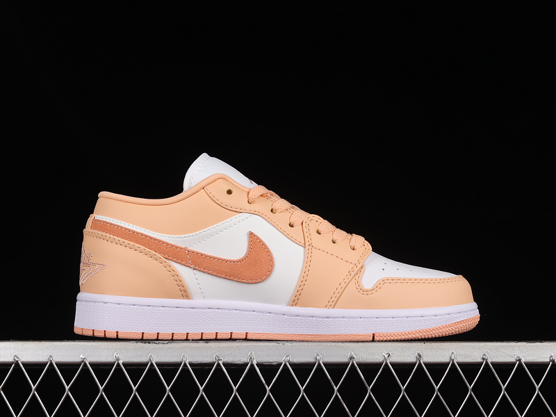 Air Jordan 1 Low Sunset Haze/White/Bright Citrus 15