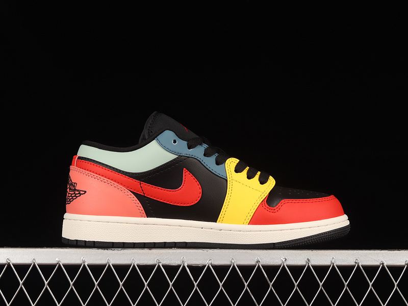 Air Jordan 1 Low Se Black/Taxi/French Blue/Fire Red 25