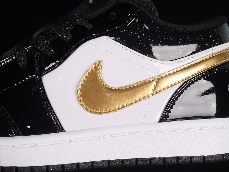 Air Jordan 1 Low Se Gs Gold Toe Black/Metallic Gold/White 3