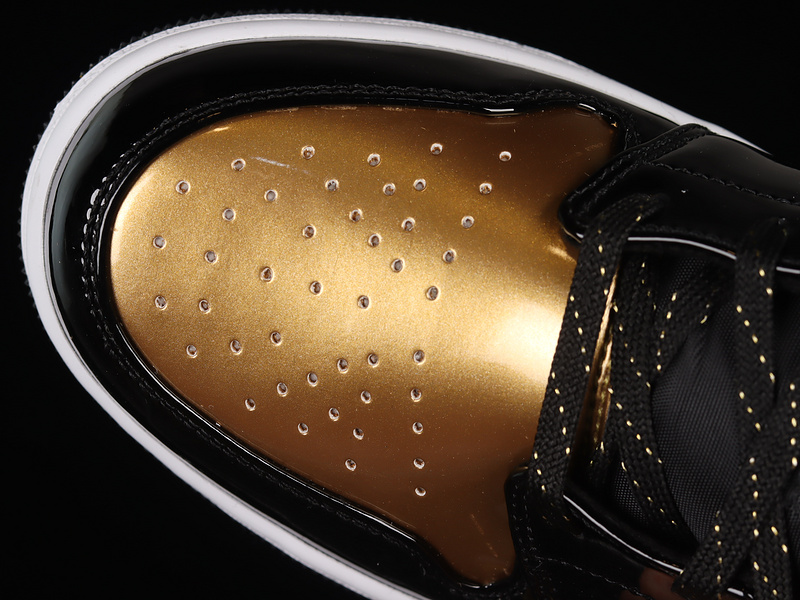 Air Jordan 1 Low Se Gs Gold Toe Black/Metallic Gold/White 13