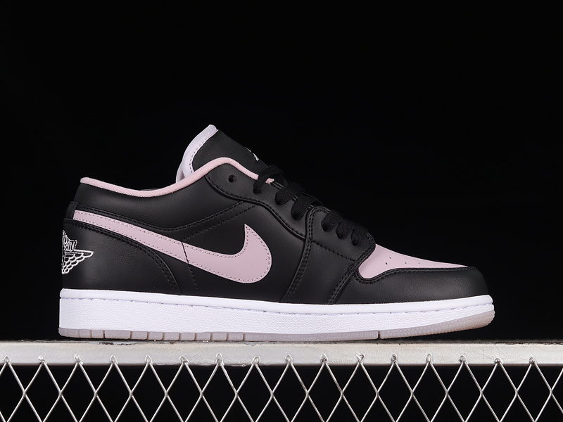 Air Jordan 1 Low Se Black/Iced Lilac/White 11