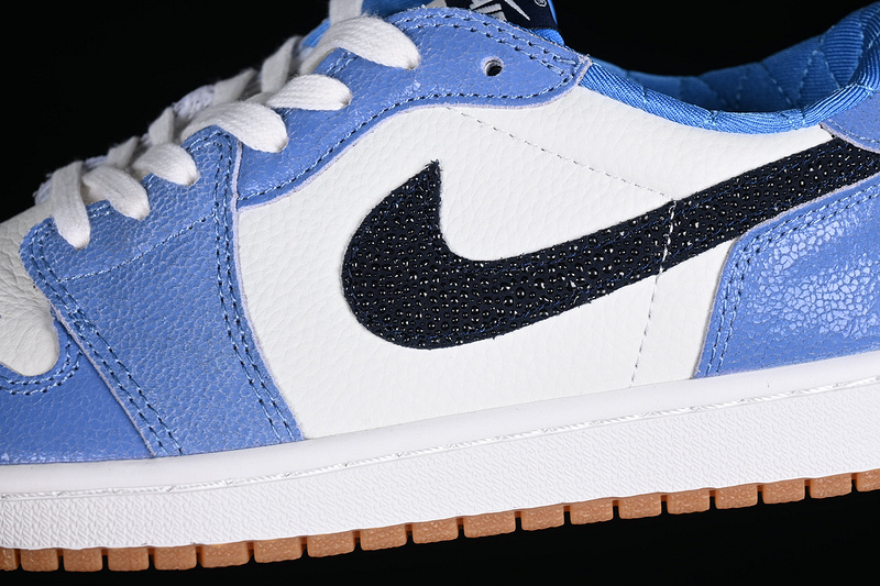 Air Jordan 1 Low White/Black/Blue 3