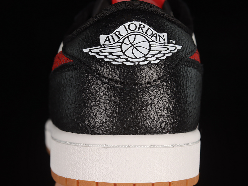 Air Jordan 1 Low Black/White/Red 3