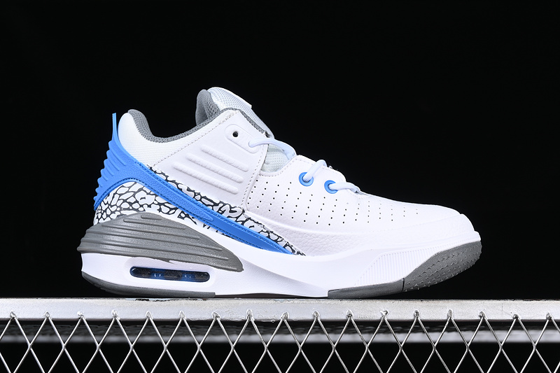 Air Jordan Max Aura 5 White/Black/Blue 19