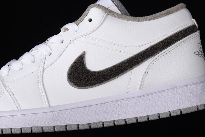 Air Jordan 1 Phat Low White/White/Shadow Grey 29