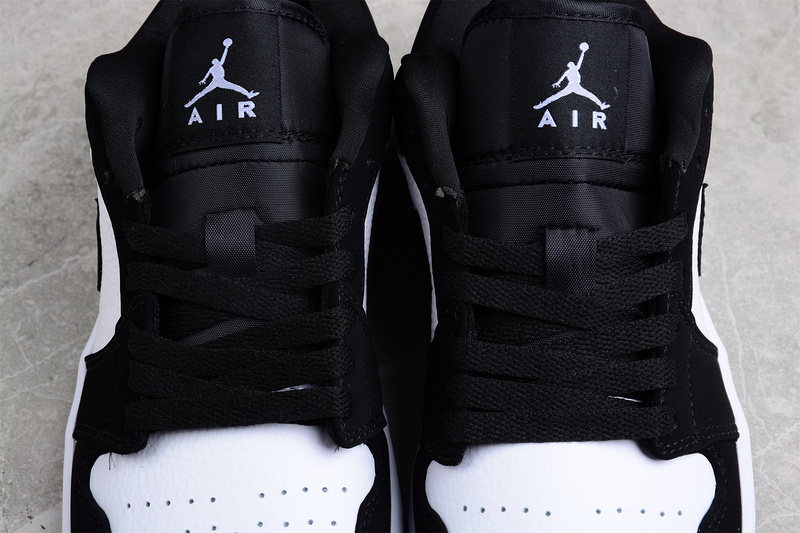 Air Jordan 1 Retro Low Black/Black/White 39