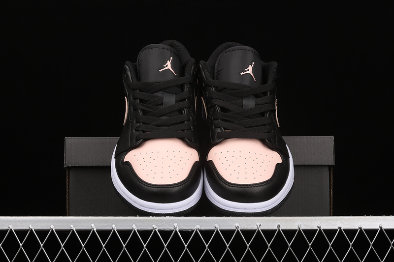 Air Jordan 1 Low Crimson Tint Black/Crimson Tint/Hyper Pink/White 9