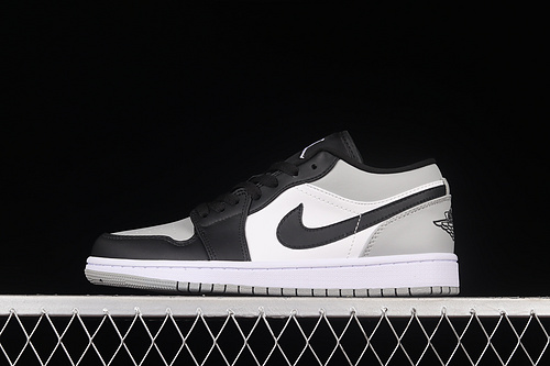 Air Jordan 1 Low Shadow Toe Smoke Grey/Black/White 17