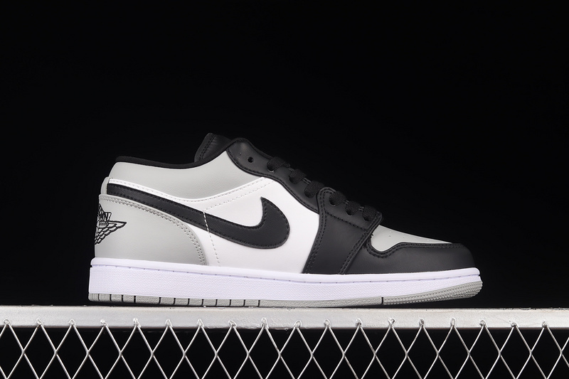 Air Jordan 1 Low Shadow Toe Smoke Grey/Black/White 21