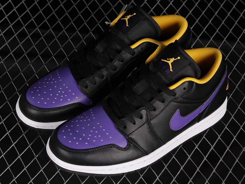 Air Jordan 1 Low Black/Dark Concord-Taxi 3