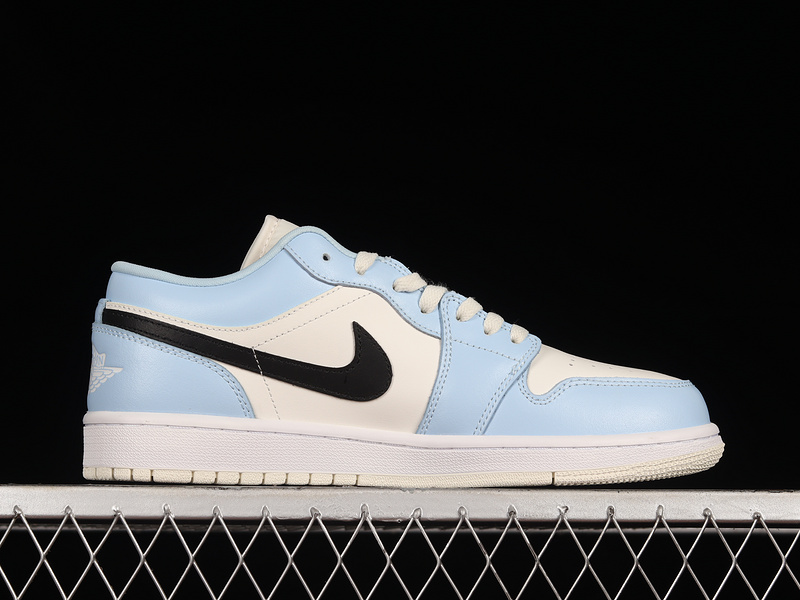 Air Jordan 1 Low Gs Ice Blue/Black/Sail/White 5