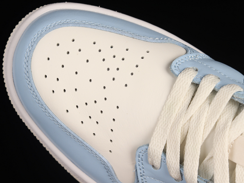 Air Jordan 1 Low Gs Ice Blue/Black/Sail/White 27