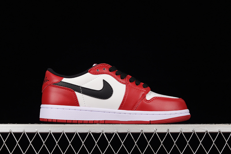 Air Jordan 1 Retro Low Og Chicago Varsity Red/Black-White 19