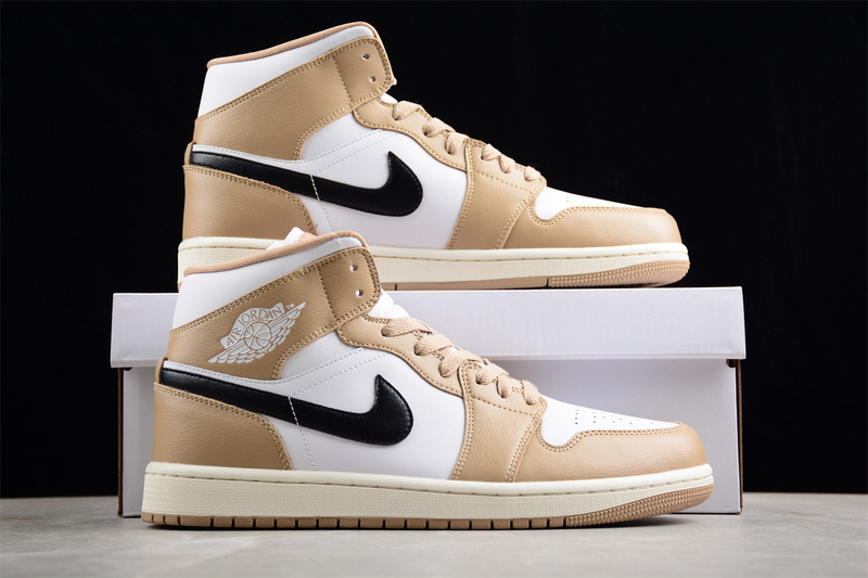 Air Jordan 1 Mid White/Brown/Black 7