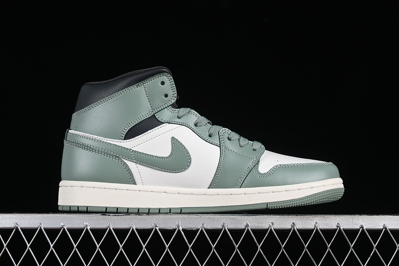 Air Jordan 1 Mid Anthracite/Jade Smoke/Sail/Legend Sand 7