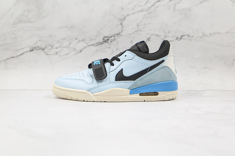 Jordan Legacy 312 Low Pale Blue/Black-Sail-University Blue 17