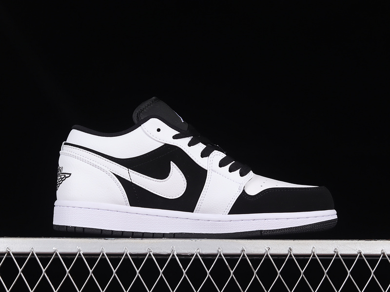 Air Jordan 1 Low Black/White/White 21