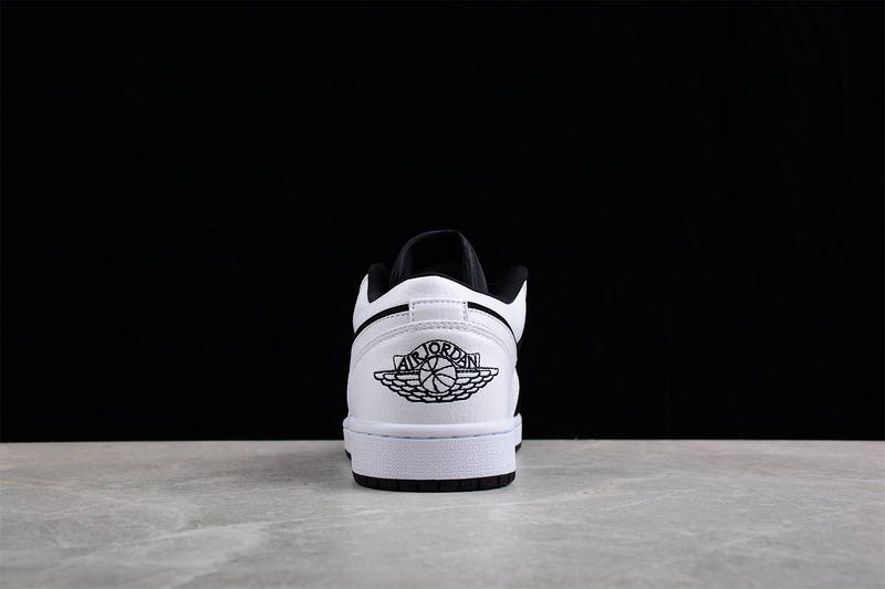 Air Jordan 1 Low Panda Black/White/White 3