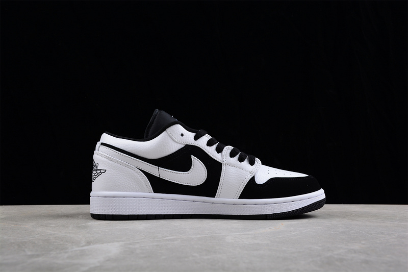 Air Jordan 1 Low Panda Black/White/White 7