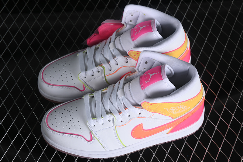 Air Jordan 1 Mid White/Hyper Crimson/Pink Blast 13