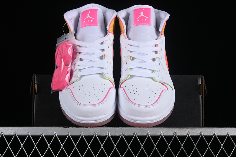 Air Jordan 1 Mid White/Hyper Crimson/Pink Blast 23