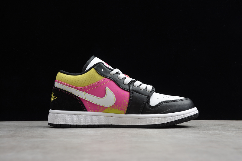 Air Jordan 1 Low Spray Paint Black/Active Fuchsia-Cyber-White 27