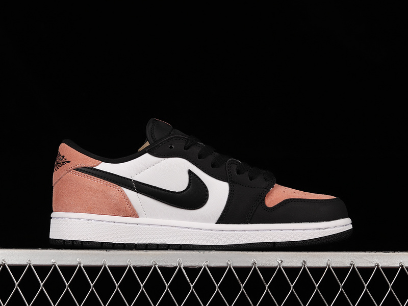 Air Jordan 1 Retro Low Og Bleached Coral Black/Bleached Coral/White/Grey Fog 17