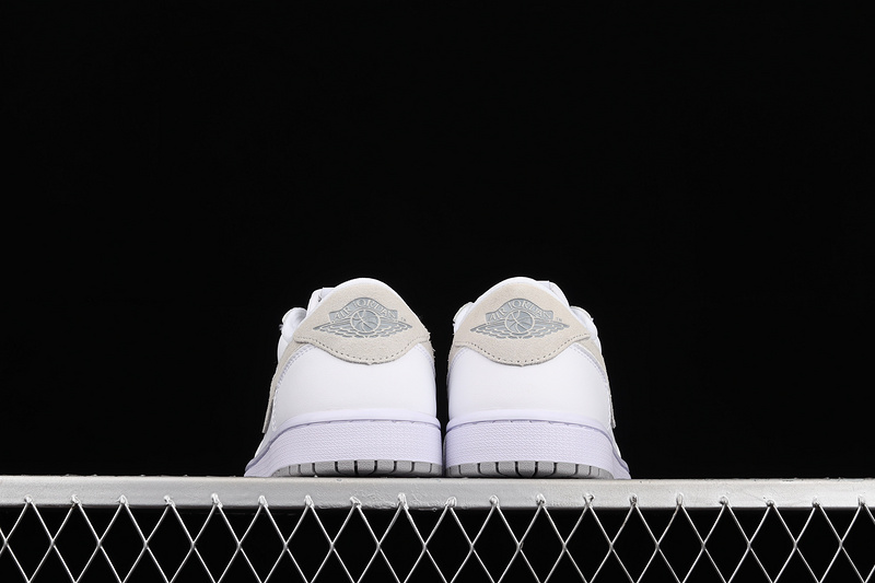 Air Jordan 1 Retro Low Og Gs 2021 White/Neutral Grey/Particle Grey 9