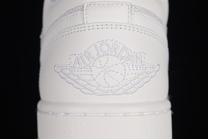 Air Jordan 1 Low Quilted White/White/White 19