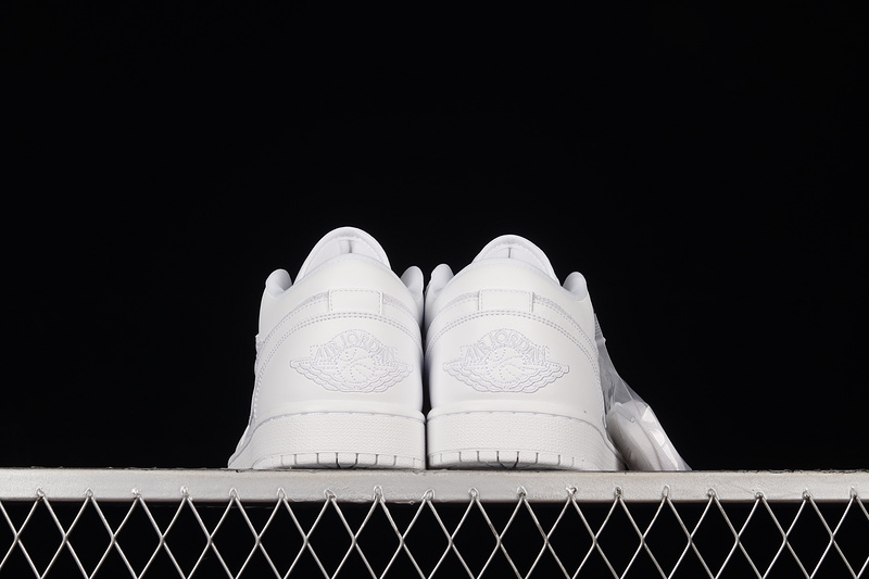 Air Jordan 1 Low Quilted White/White/White 23