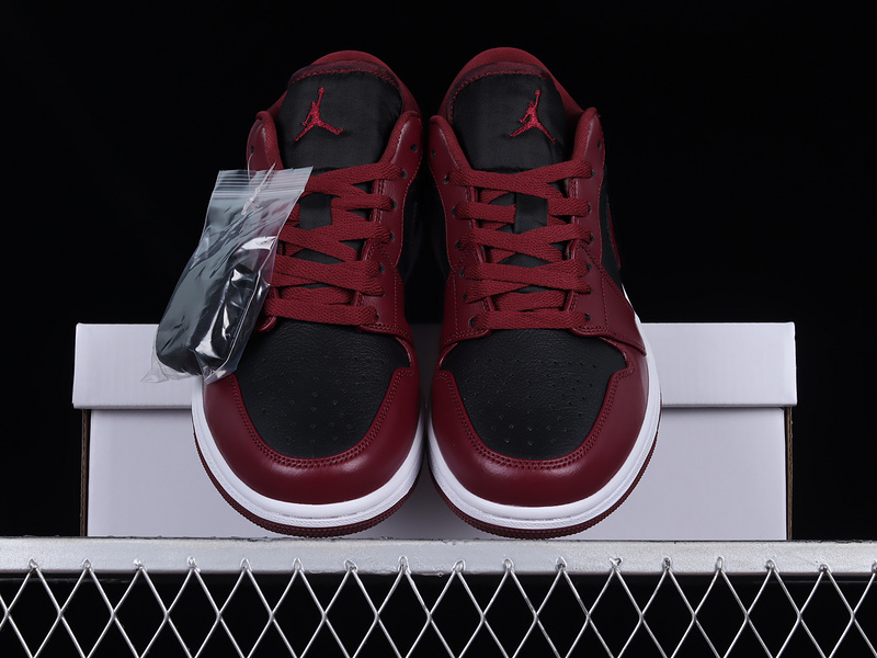 Air Jordan 1 Low Dark Beetroot Black/Dark Beetroot/White 7