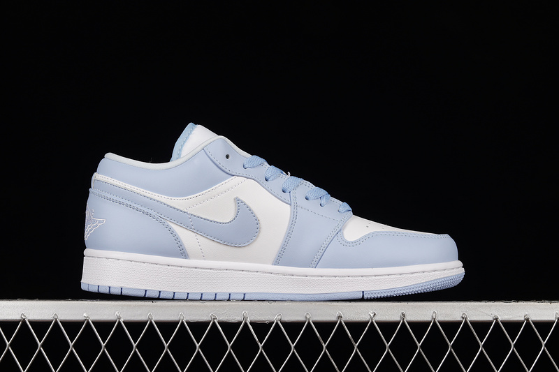 Air Jordan 1 Low Aluminum/White/Aluminum 29