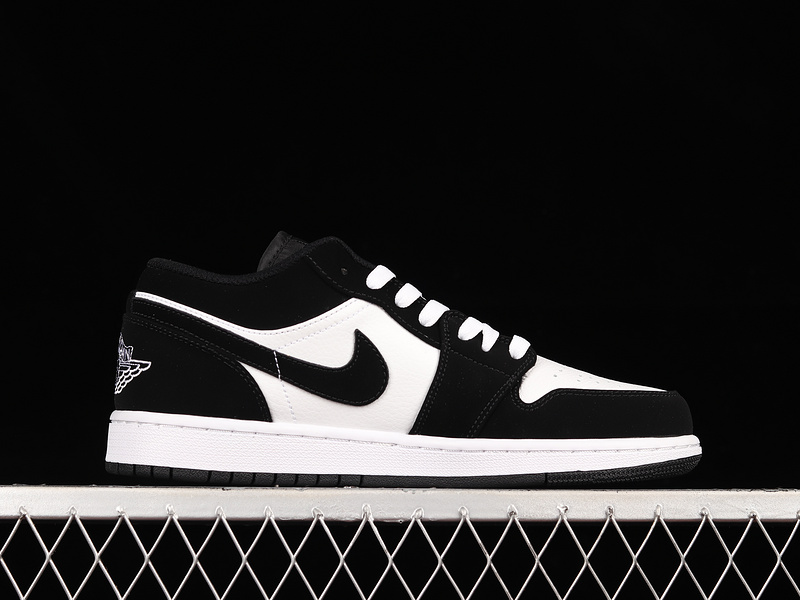 Jordan 1 Low Panda White/Black-White 9